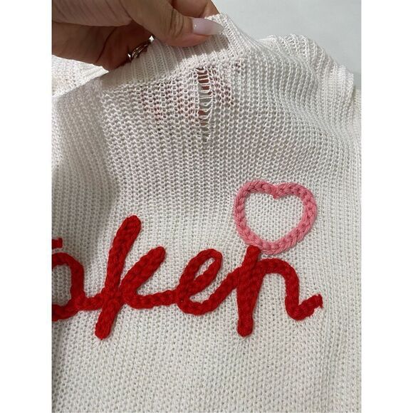 NWT “Taken” knit sweater size small - Picture 7 of 7